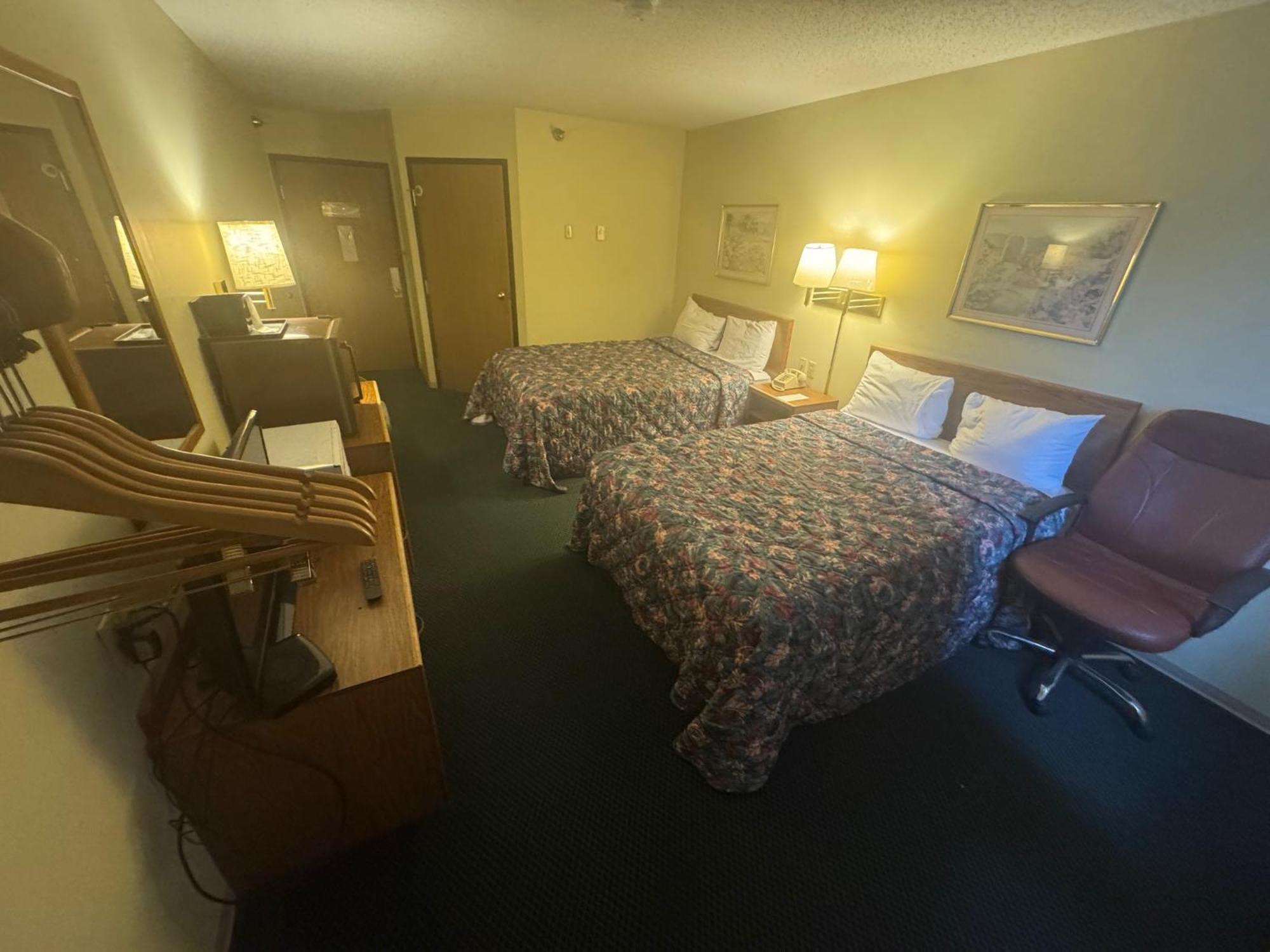 Smart Choice Inn Plankinton Exterior photo